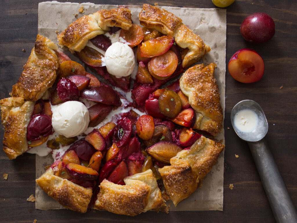 FreshServing peach pie